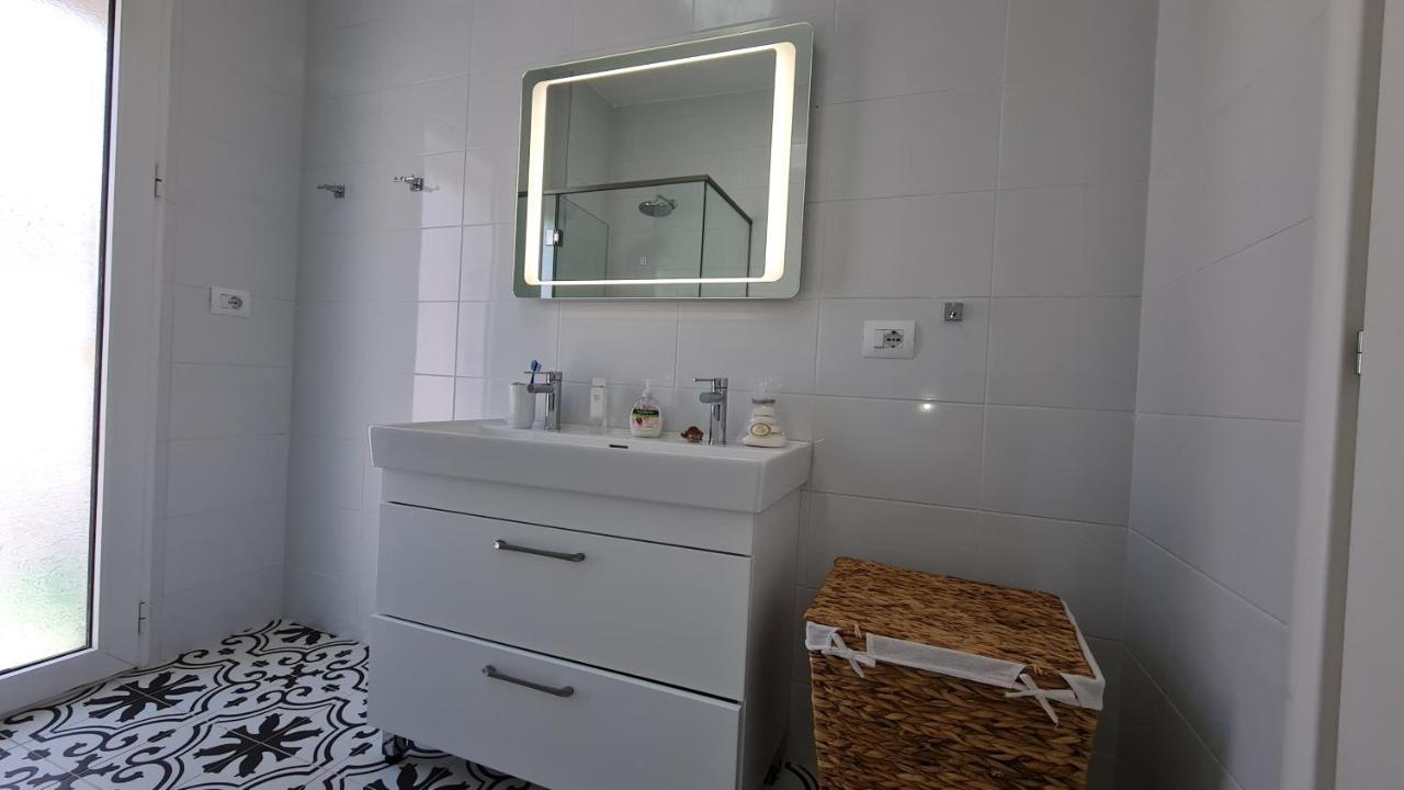 Rocknest Sea View Penthouse Apartment Sarandë Exterior foto