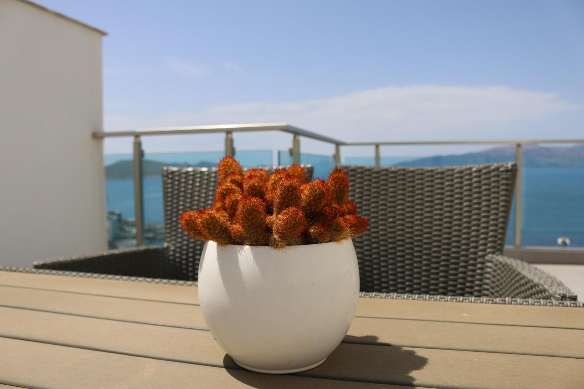 Rocknest Sea View Penthouse Apartment Sarandë Exterior foto