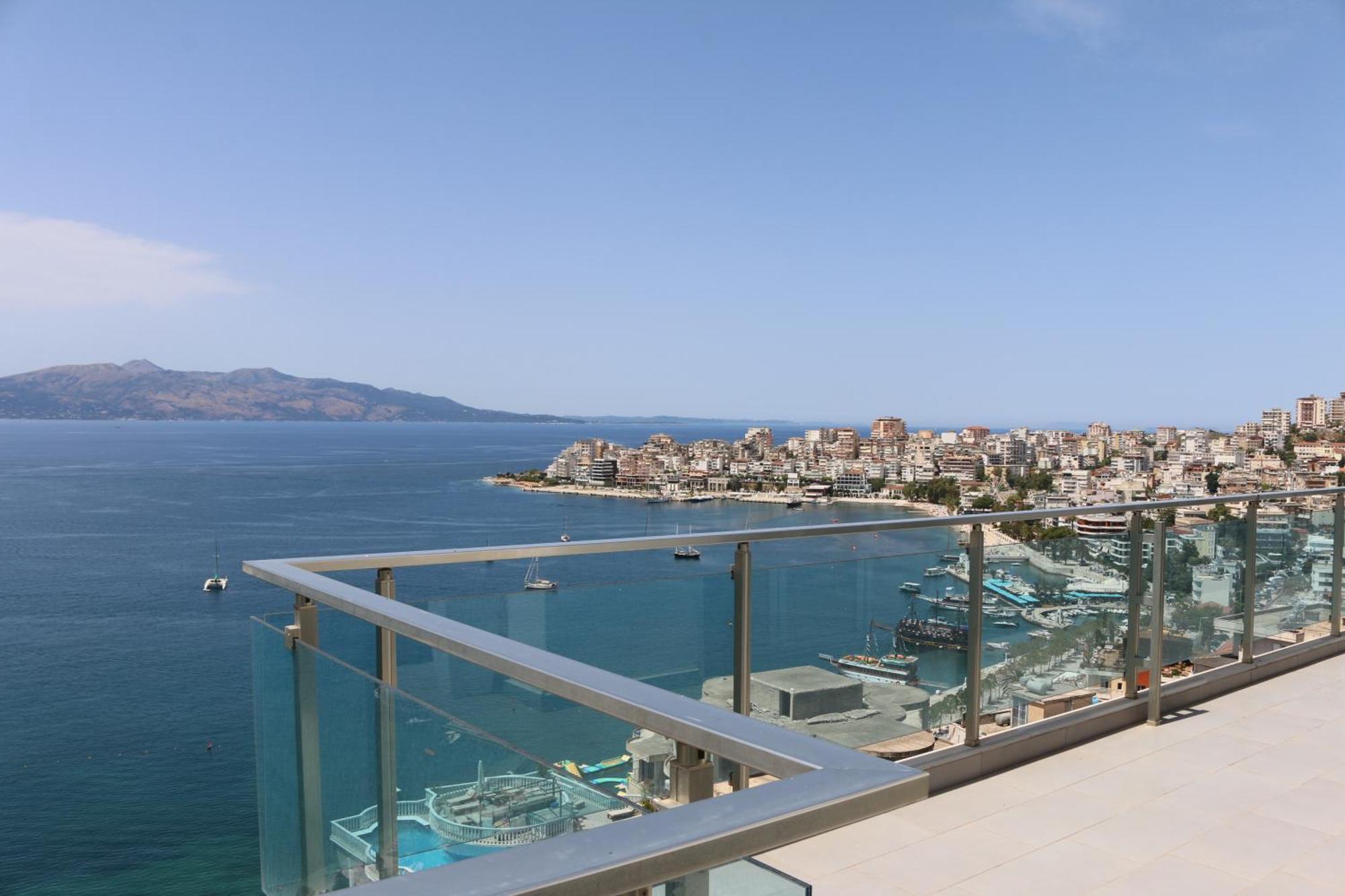 Rocknest Sea View Penthouse Apartment Sarandë Exterior foto